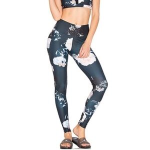 ALL FENIX Royal Bloom‎ Bold Floral Print Leggings Women's Small